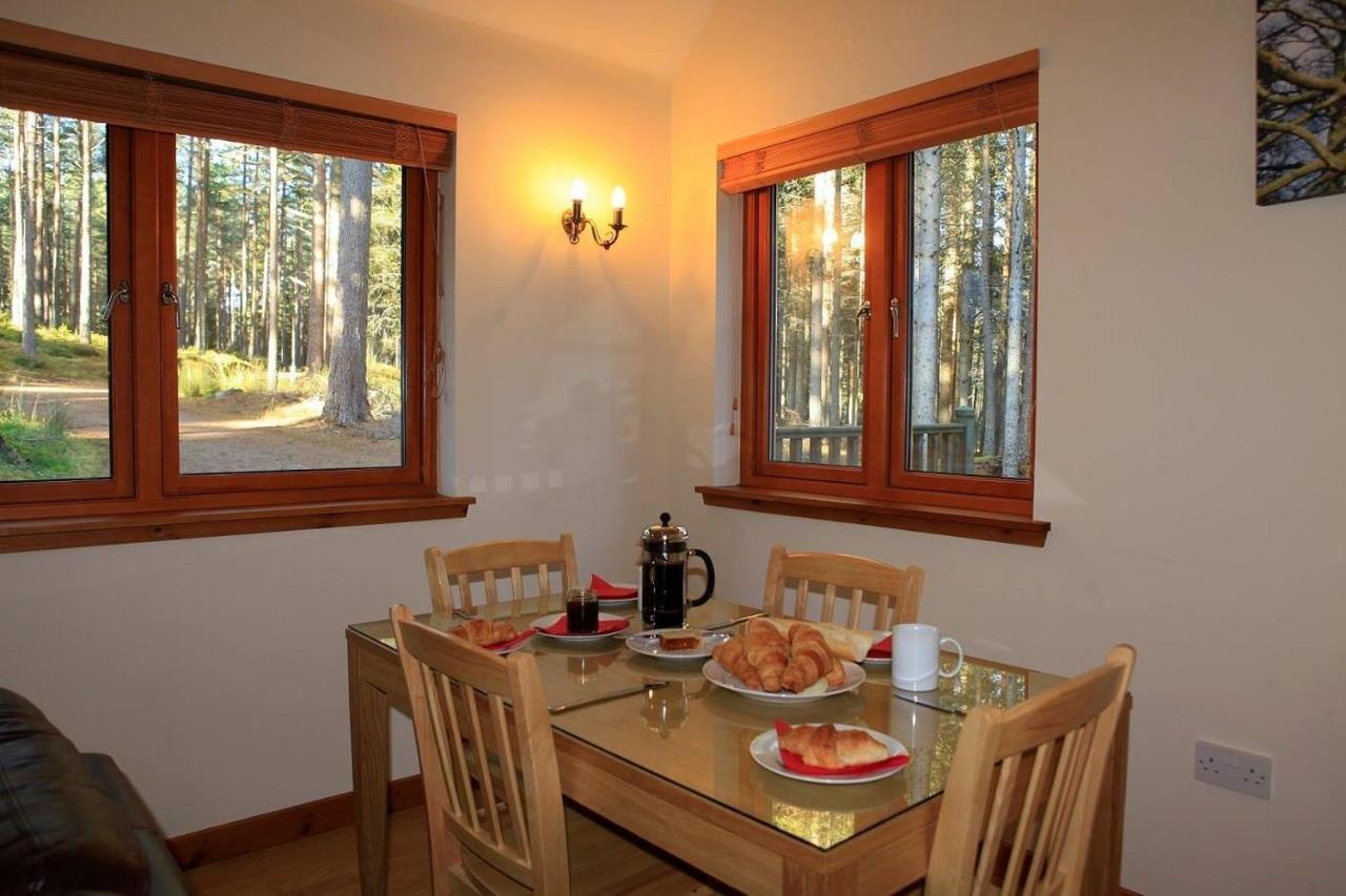 Cairngorm Lodges Aboyne Eksteriør bilde