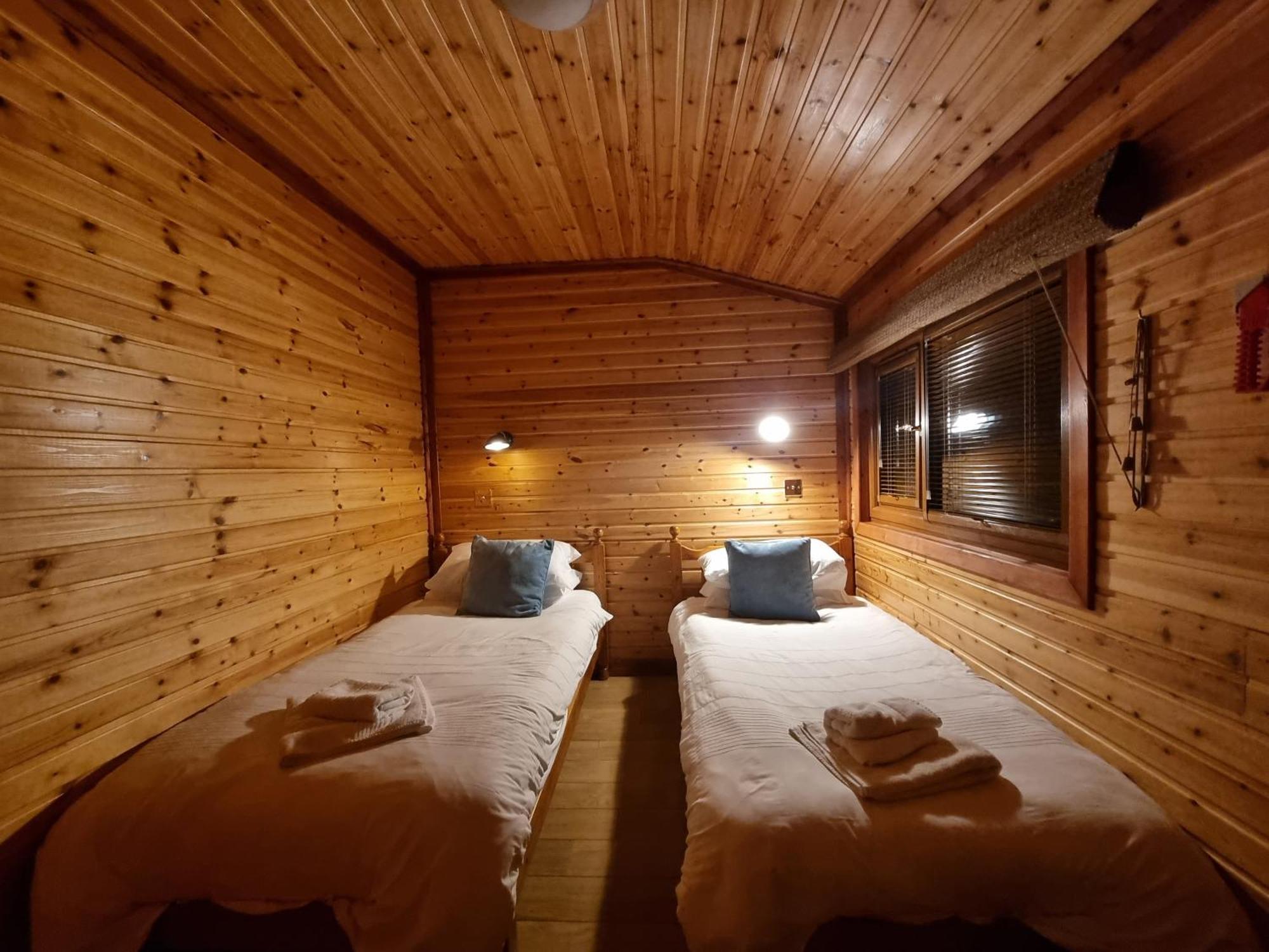 Cairngorm Lodges Aboyne Eksteriør bilde